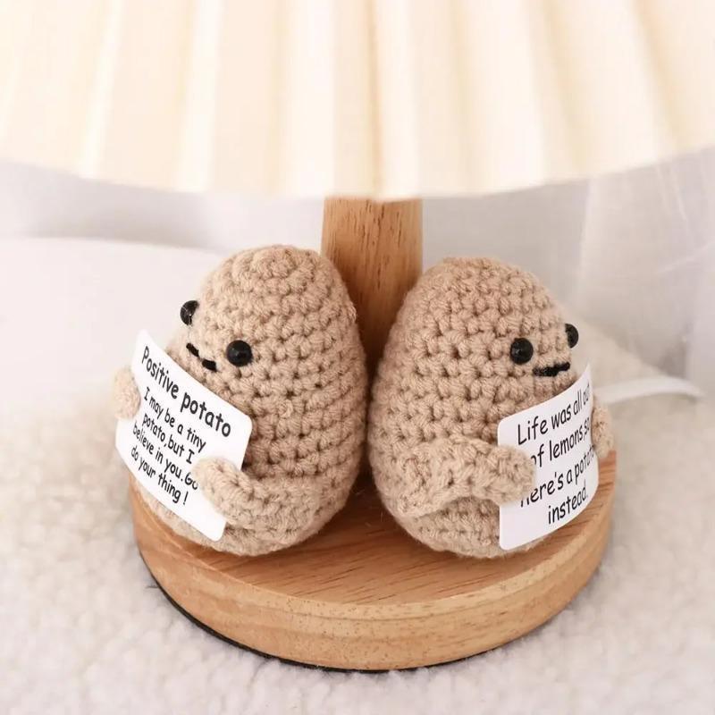 1 PCS Positive Energy Potato Mini Handmade Plush Knitted Doll with Card Fun Stress Relieving Knitted Doll Home Decoration