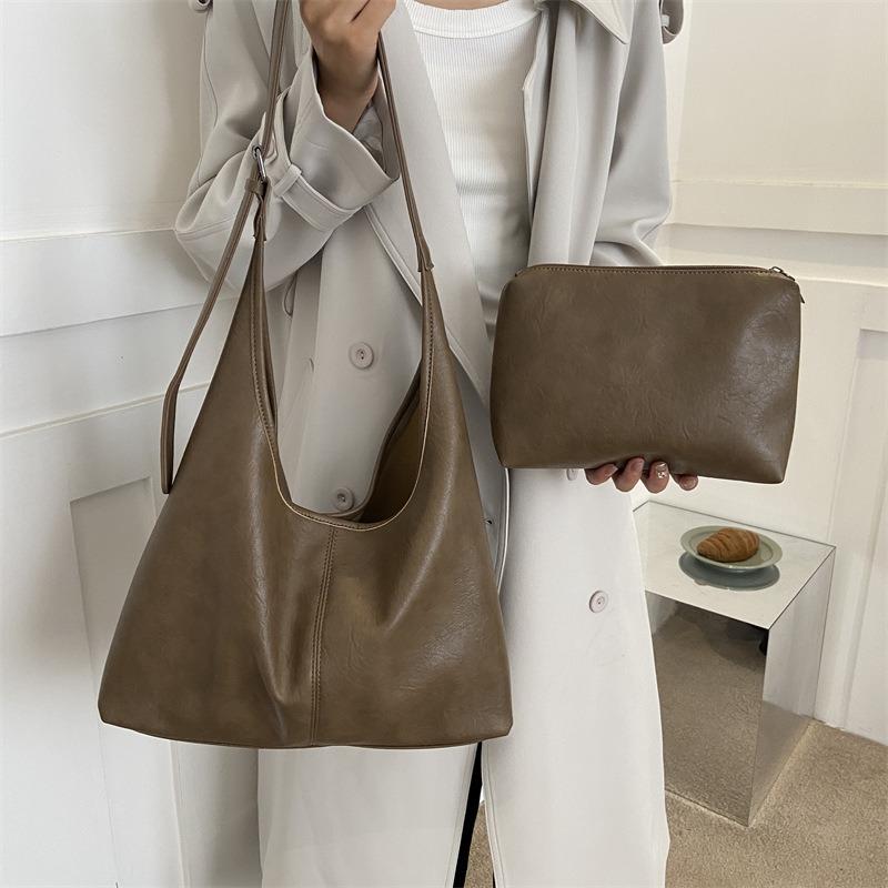 Popular Retro Tote Women's Large-capacity New Versatile Mother and Child Bag Underarm Bag Premium Shoulder Bag
