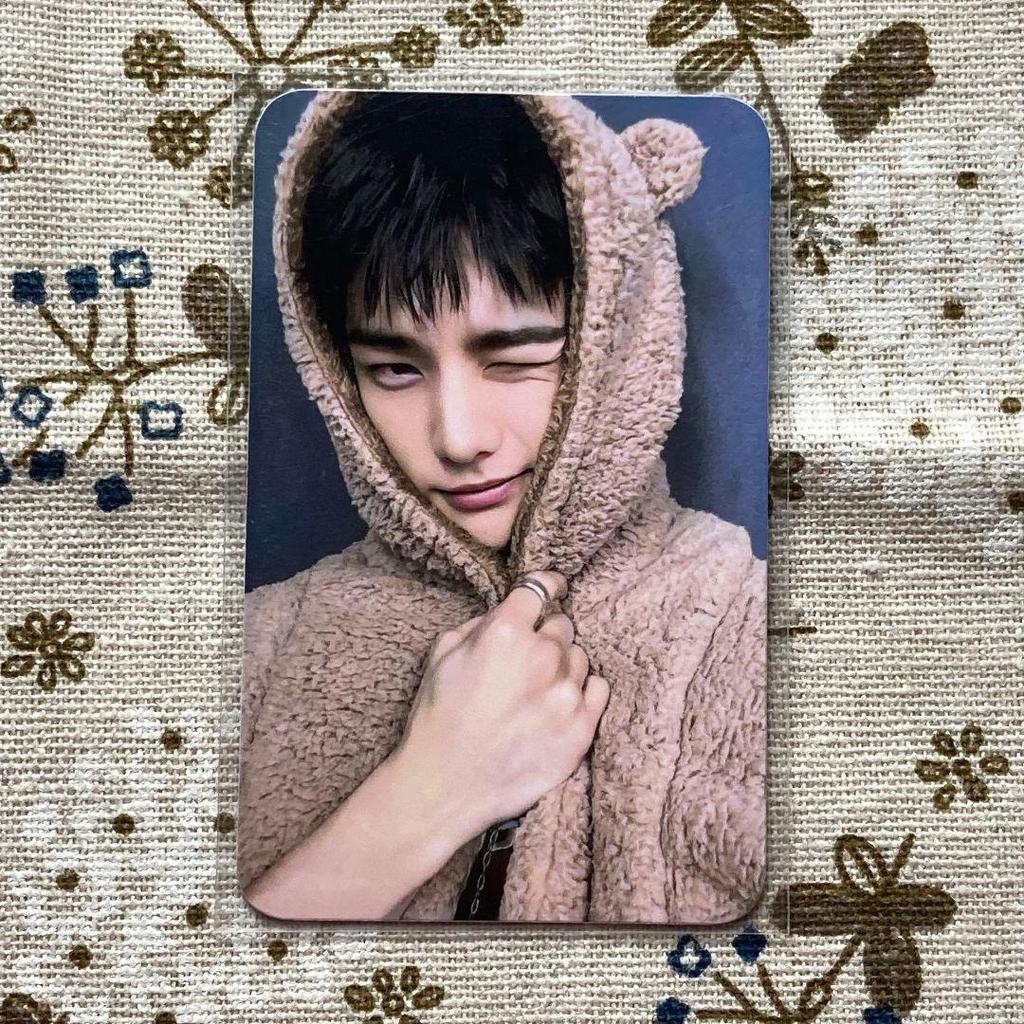 [USED] StrayKids Hyunjin KARMA FANS Pre-list Purchase Bonus Trading Card