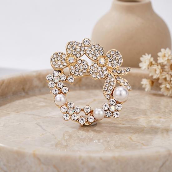 Vintage Style Jewelry Rhinestone Wreath Brooch, Flower Garland Lapel Pin with Faux Pearls, Women Clothing Accessory for Dress Coats Jackets