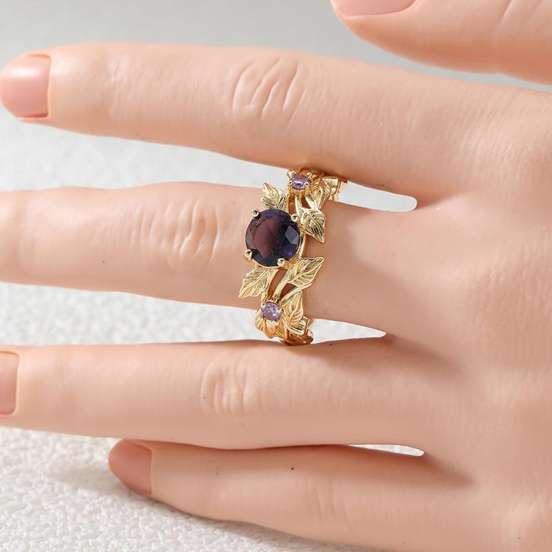 Vintage Inlaid Purple CZ Women's Ring Trendy Gold Color Hand Carving Leaf Daily Wear Party Jewelry Anniversary Gift