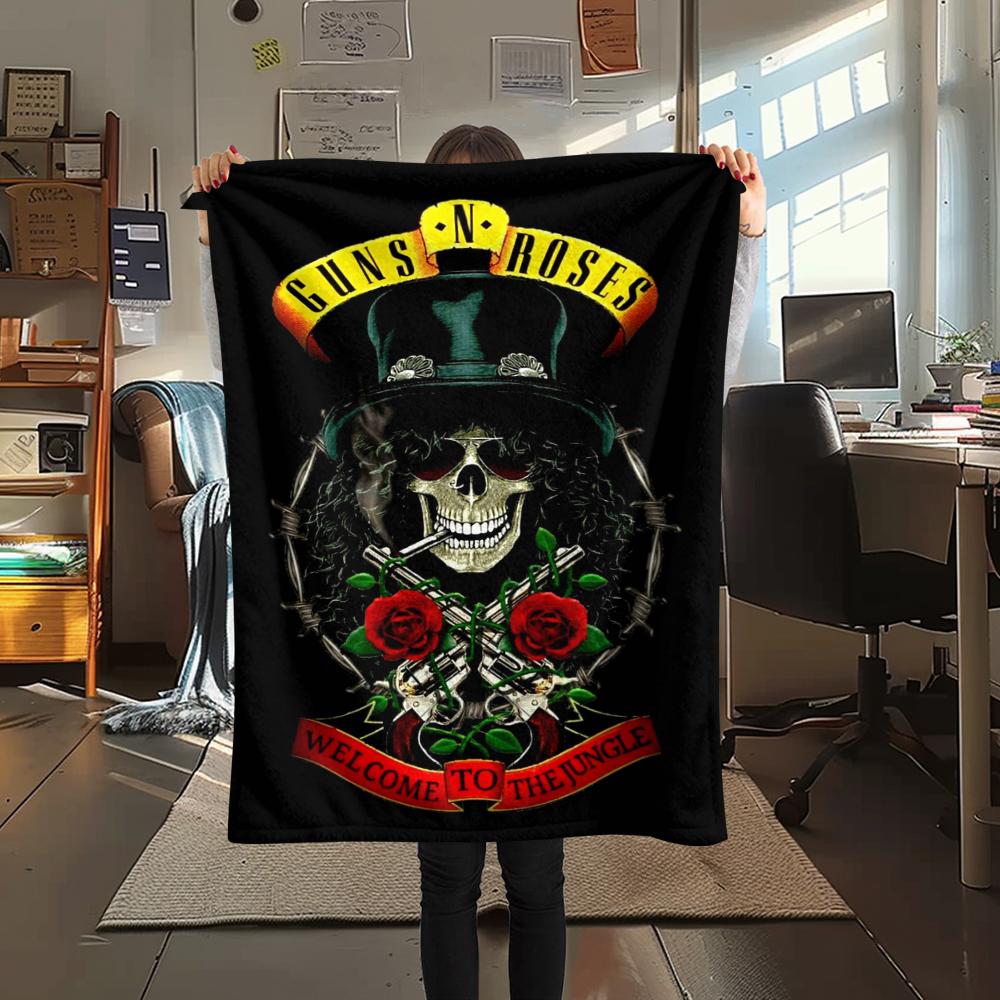 1Pc Guns&Roses Print Flannel Blanket, High quality Comfortable for All Seasons, Home Decor, Warmth and Comfort, Perfect for Gifts