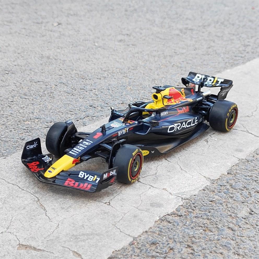 Red Bull Racing RB19 F1 Formula 1:24 Scale Die-cast Alloy Car Model Display Figure