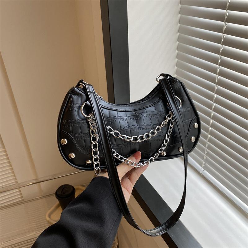 Women's Chain Small Bag Women's 2025 Winter New Versatile Ins Shoulder Messenger Bag Women