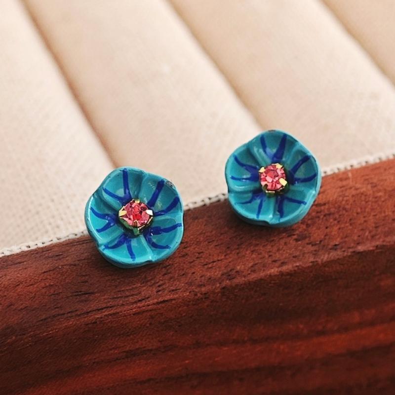 Small Blue Flowers Stud Earrings for Women Personality Fashion Unique Design Brincos Wedding Jewelry Birthday Gift