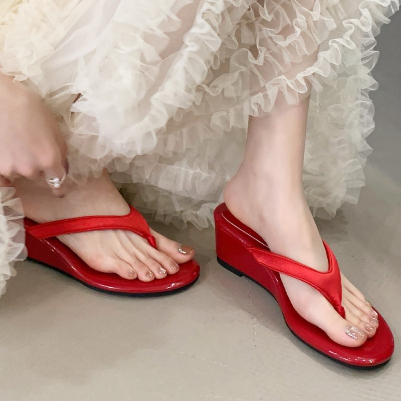 Fashion Round Toe Clip Toe Women Flip Flops Open Toe Non-slip Wedges Sandals Woman 2025 Summer Fashion Comfortable Vacation Beach Shoes