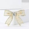 Creative Alloy Pearl Rhinestone Bow Brooch Small Fragrant Temperament Women'S Clothing Corsage Jewelry Pin