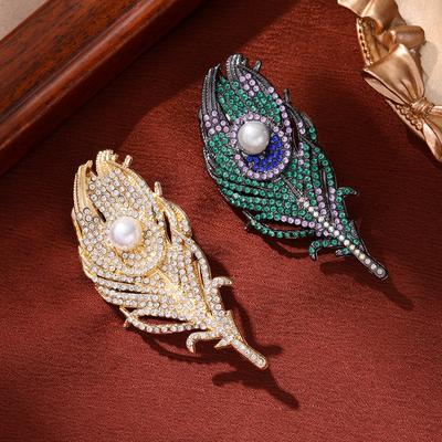 Mode högklassig lätt lyx mångsidig diamantfjäderbrosch retrostil blazeraccessoarer corsagepin