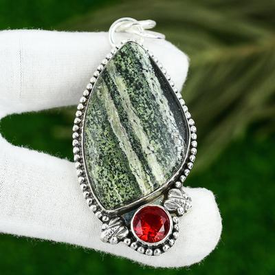 Grüner Schweizer Opal Edelstein Mosambik Granat 925 Silber Schwester Anhänger Schmuck