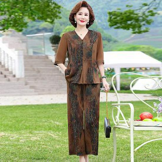 2026 New Summer Chic Middle-aged Women s Chiffon Blouse Set - Short Sleeve Top 4XL
