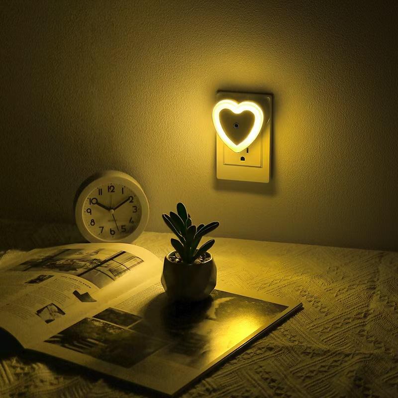 1PC LED Night Lights Indoor, Plug-In Night Light for Hallway, Bedroom, Kitchen, Stairway