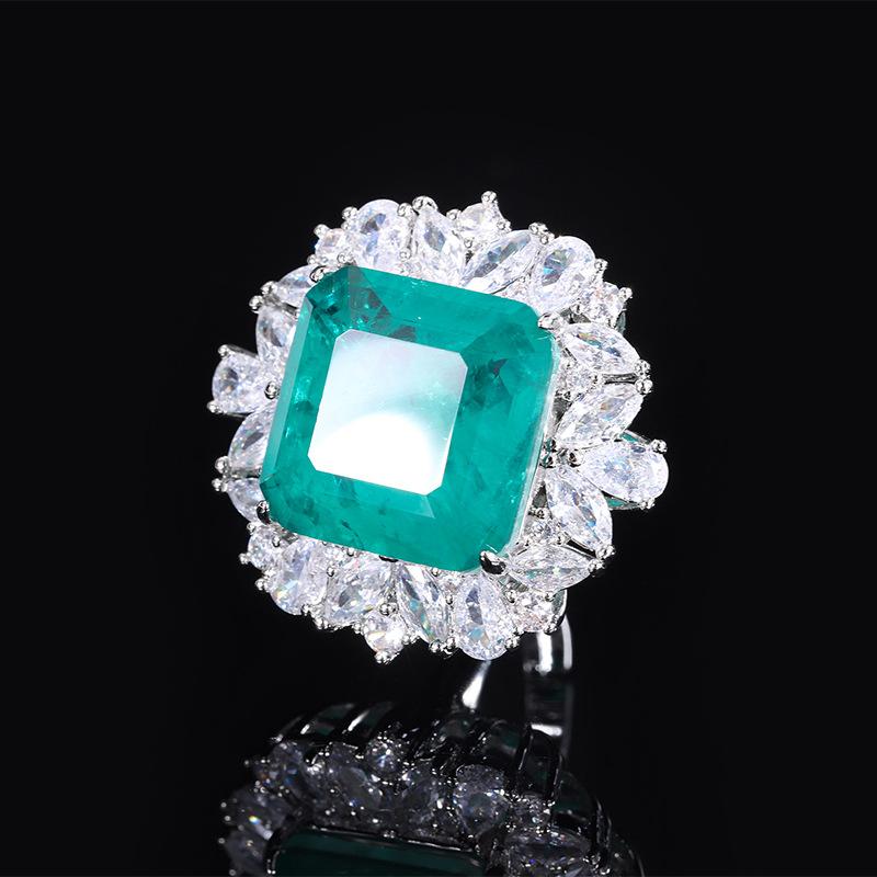 Jewelry Copper Bottom Gold-Plated Wind Imitation Emerald Paraiba Square 18 * 18 Temperament Ring