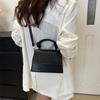 Einfarbige Umhängetasche mit Textur, neu, lässig, süß, trendig, schlicht, kleine quadratische Umhängetasche zum Umhängen
