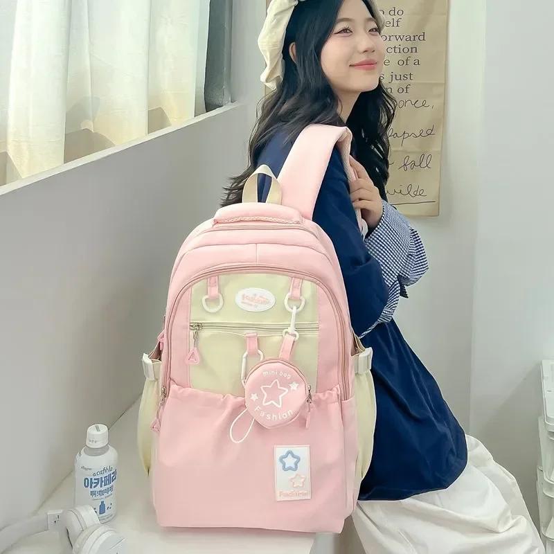 Pěkný vysoký dívčí kosmetický batoh nový pro studenty středních a vysokých škol velká kapacita