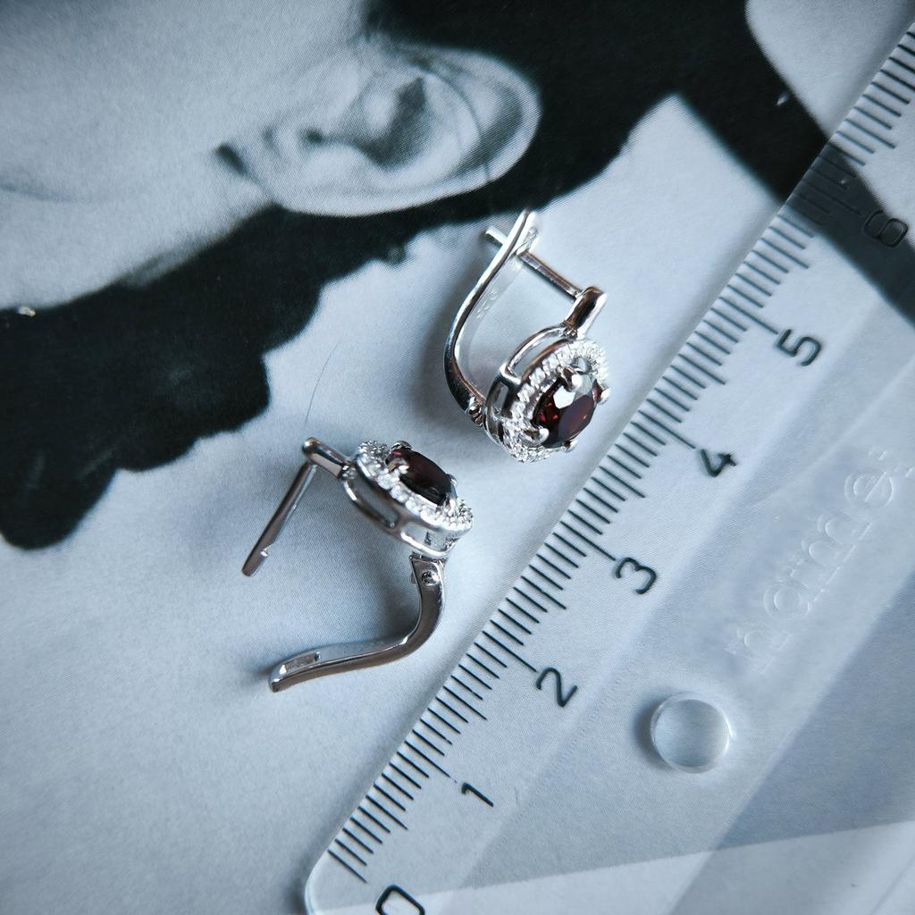 Серебряные серьги с натуральным гранатом 2.409ct (2204336)