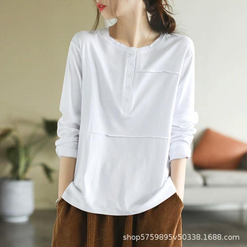 Nuova Maglietta a Maniche Lunghe Retro Primavera e Autunno per Donna, Casual e Snellente, Camicia con Fondo Bottoni a Contrasto, Top per Donna, 2025