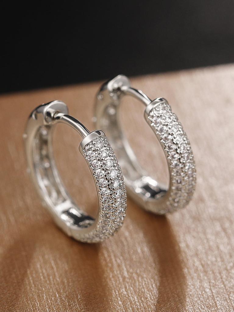 European and American Fashionable Women's and Men's Simple Ear Loops, Personalized Creative Temperament, Versatile and High-end Earrings