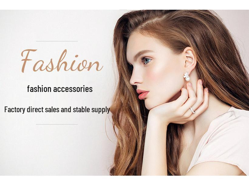 Three-Row Ceramic Diamond Spiral 18K Gold-Plated Stainless Steel Bangle