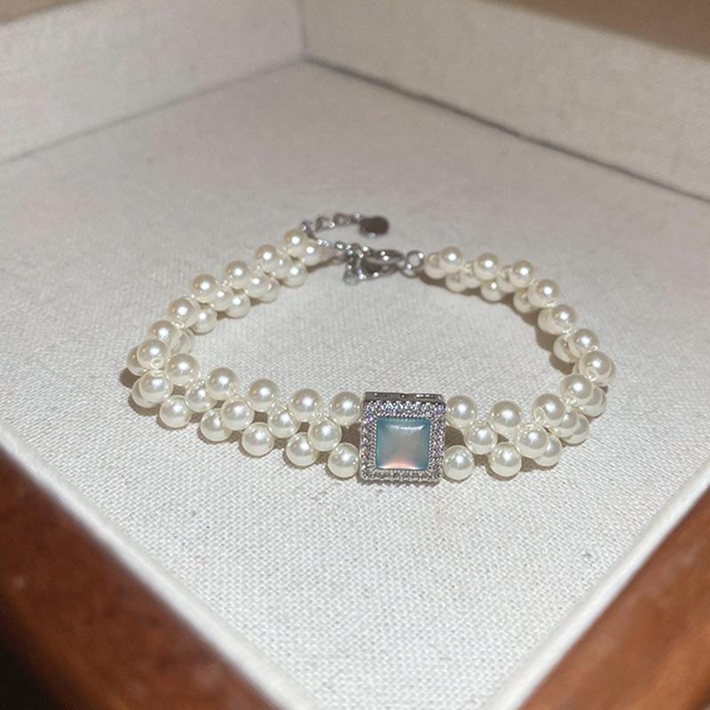 French temperament cold wind zircon star pearl bracelet light luxury bracelet sweet versatile jewelry