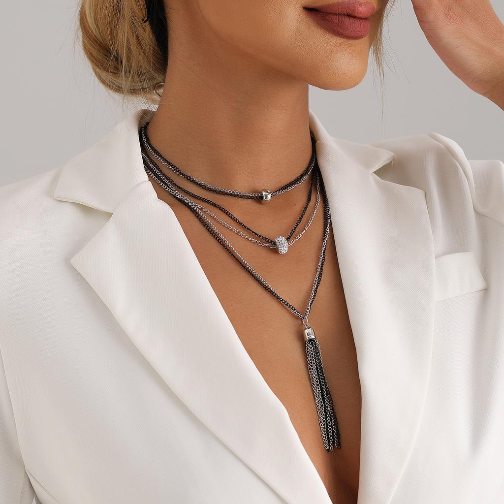 Jewelry Retro Cold Long Fringed Multi-Layer Necklace Women'S Light Luxury Diamond-Encrusted Crystal Collarbone Chain