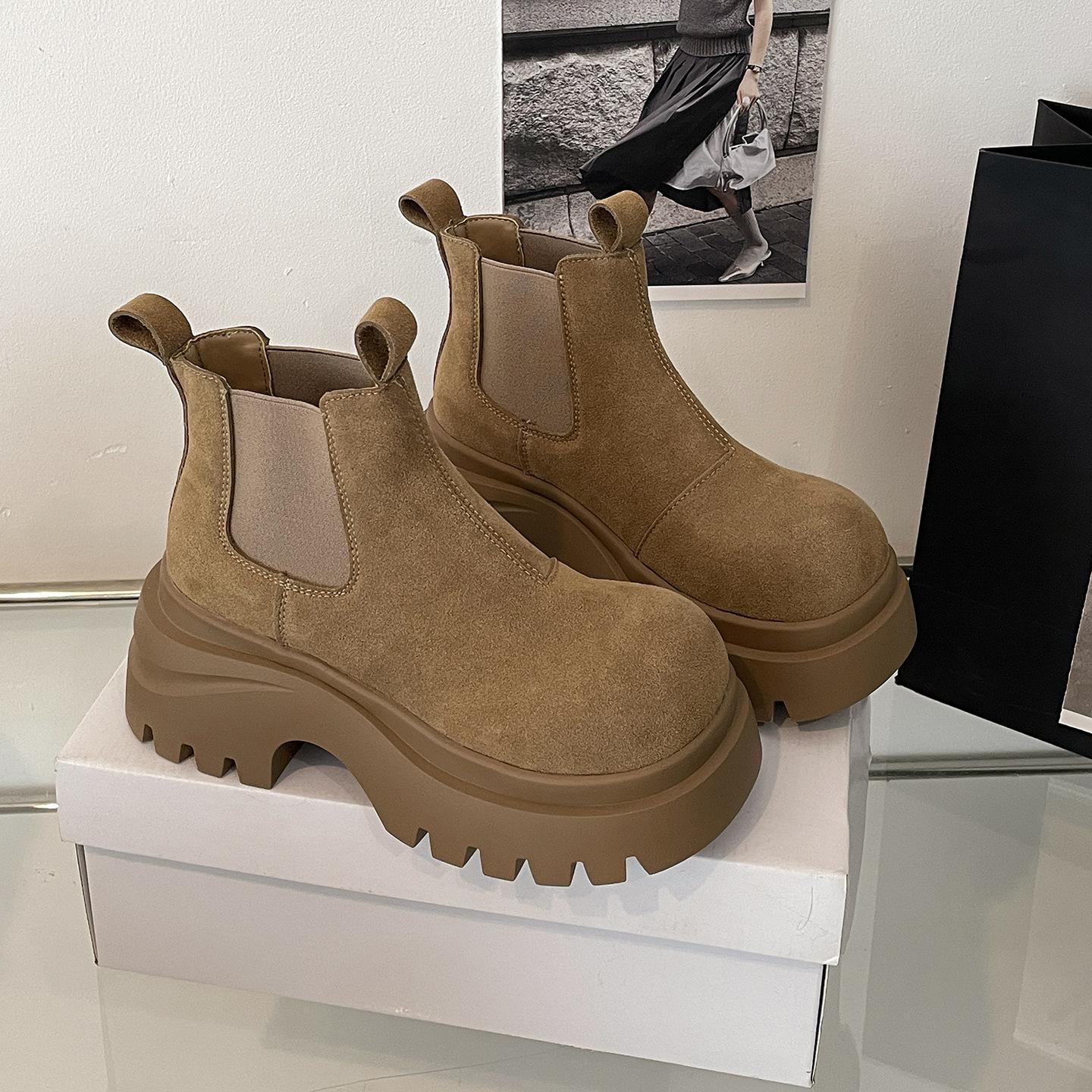 

Queen Fan retro thick-heeled thick-soled Martin boots women s 2025 new autumn height-increasing and thin versatile short boots 40