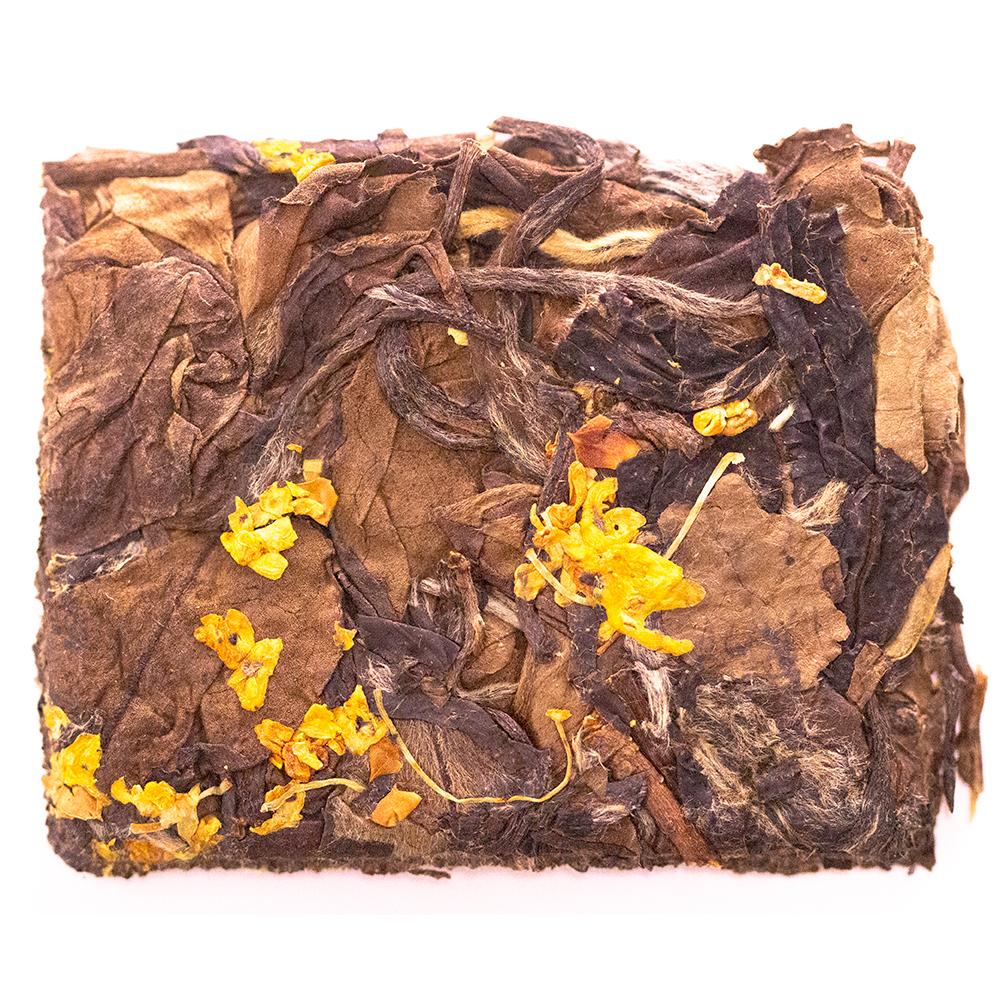 

Natura Osmanthus No.703 Белый чайный торт Чай с белым пионом 50г