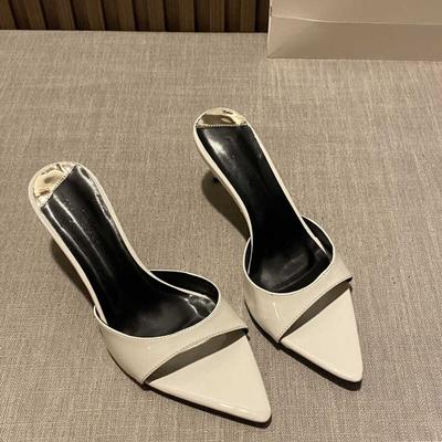 2025 neue Damensommerbekleidung mit dünnem Absatz, offenen Zehen, halbe Pantoffeln, koreanische Version modischer Sandalen, Feenstil, spitzer Stiletto