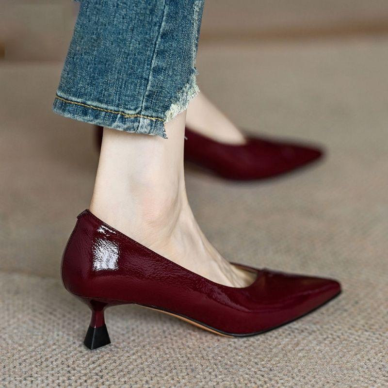 French temperament pointed head shallow mouth versatile single shoes 2025 spring and summer new fashion commuting comfortable thin heel single shoes