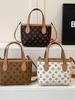 This Year's Trendy Retro Korean-style Crossbody Shoulder Bag: a Versatile, High-value Favorite In the Hand-held Market.
