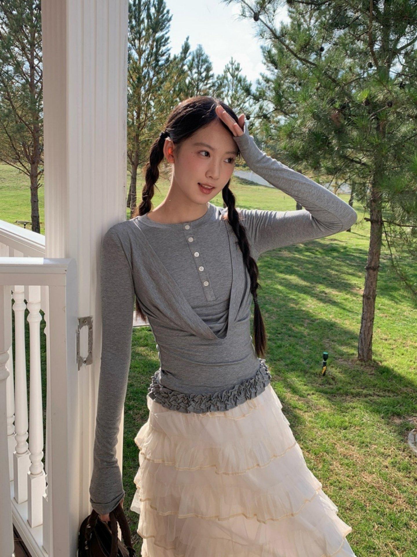 

Korean Sweet Style Grey Batwing Long-Sleeve Two-Piece Look T-Shirt - Chic and Unique Women s Autumn/Winter Top Large серый