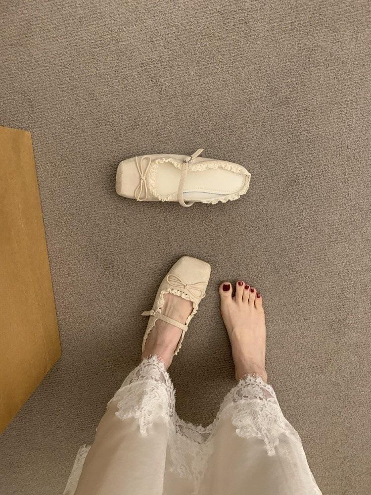 

Французские нежные баотоу полушлепанцы женские летние 2025 новые элегантные кружевные с бантом одинарные туфли на одной педали 35