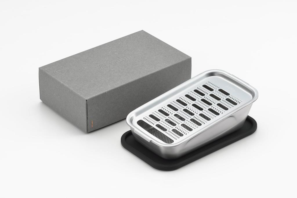 Tsuboe Premium Grater Box for Daikon Radish Made in -hako- Grater, Japan, Tsubame-Sanjo