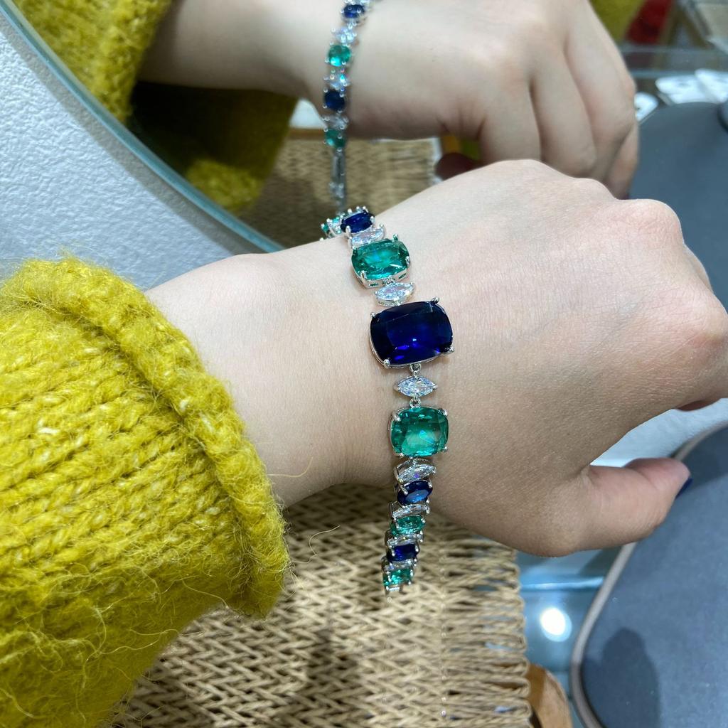 Sweet Wind Square Zircon Bracelet Women'S Fashion Light Luxury Style Versatile Temperament Sugar Cube Niche Personality High-End Jewelry