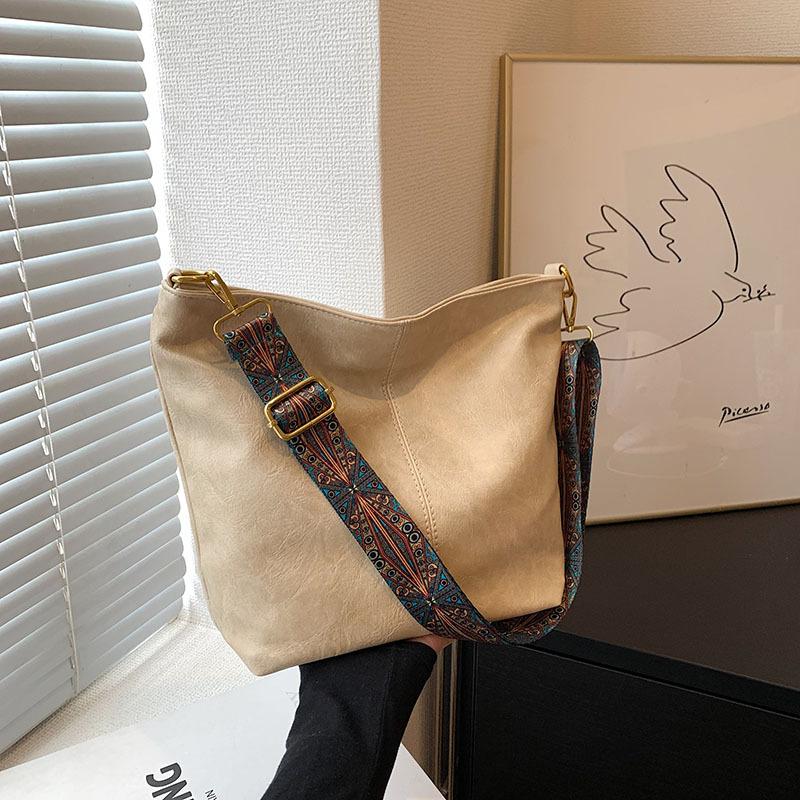 Wide Geometric Strap Shoulder Bag Large Capacity Crossbody Bags For Women Retro Pu Leather Women's Bag