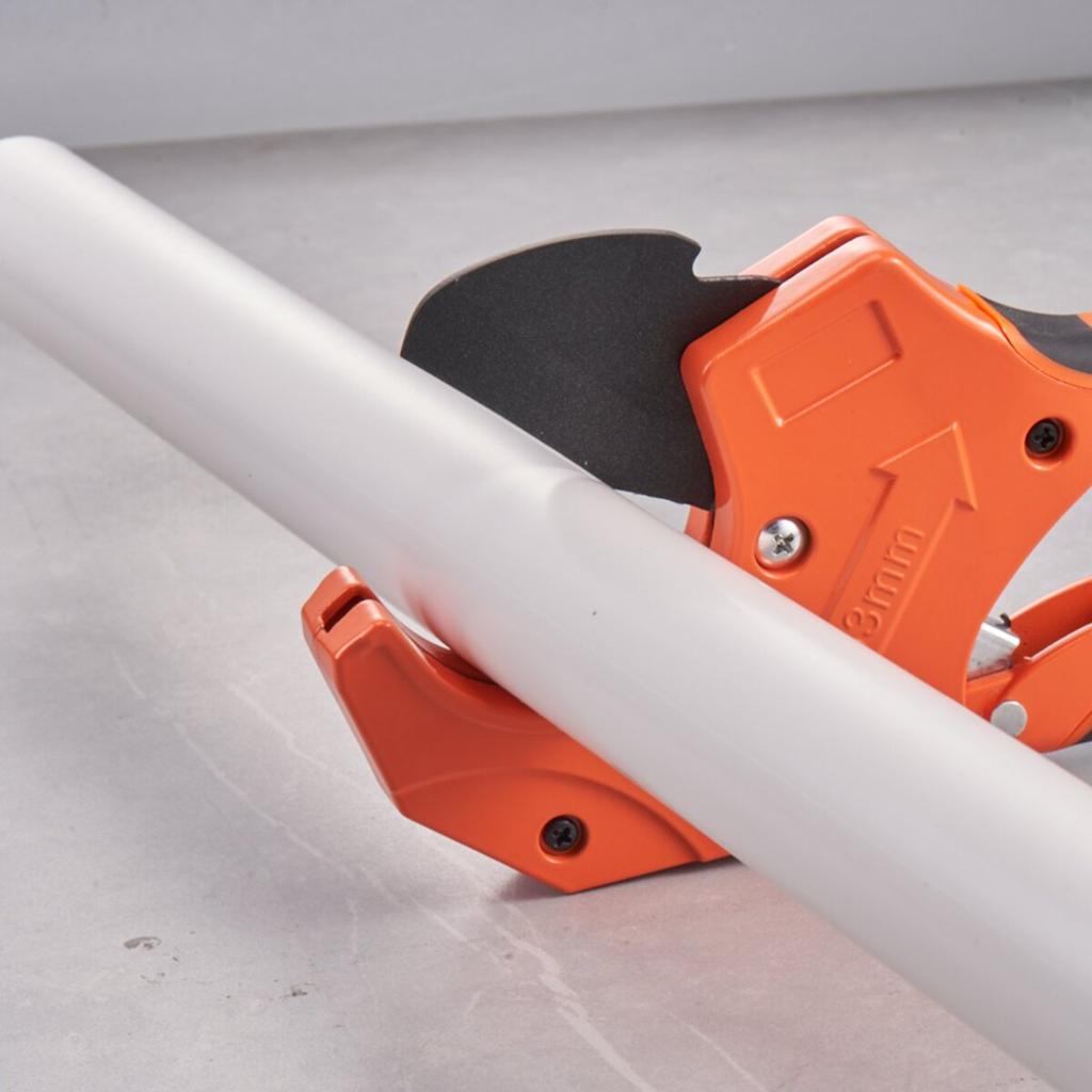 PVC Pipe Cutter Ratcheting PVC Pipe Cutter 0-2-1/2" O.D. & Spare SK5 Blade