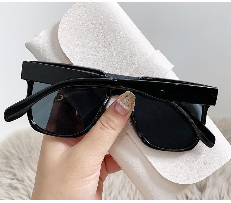 Children Vintage Square Sunglasses Girls' Decorative Rice Nail Fashion Sun Glasses Boy Outdoor Travel Eyewear Uv400
