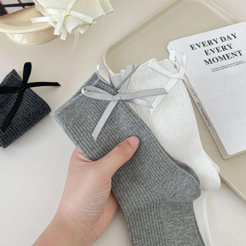 Ballet-style Spring and Summer Thin Cream White Socks for Women, Mid-calf Socks, Bow, Versatile, Black Pile Socks