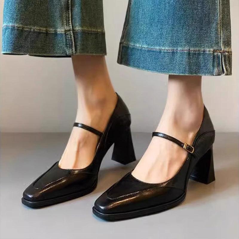 French Square Head Mary Jane Shoes Women's Spring and Summer 2025 Retro High Heels with Leather Light Mouth Thick Heel Single Shoes