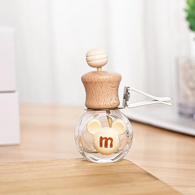 1PCS Car Perfume Bottle Hanging Glass Pendant Lasting Fragrance Auto Ornament Essential Oils Diffuser Car Interior Decoration