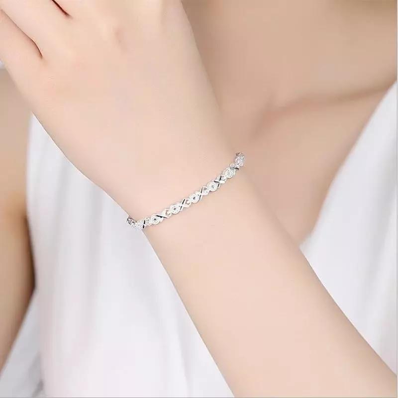 For Women Sterling Tone Cubic Zircon Cross Charm Bracelets Nuptial Bridal Accessories Fahsion Jewelry Sl070Trendy Charm