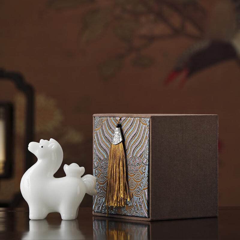 Qimingxuan Auspicious Ceramic  Money on Horse  Tea Pet