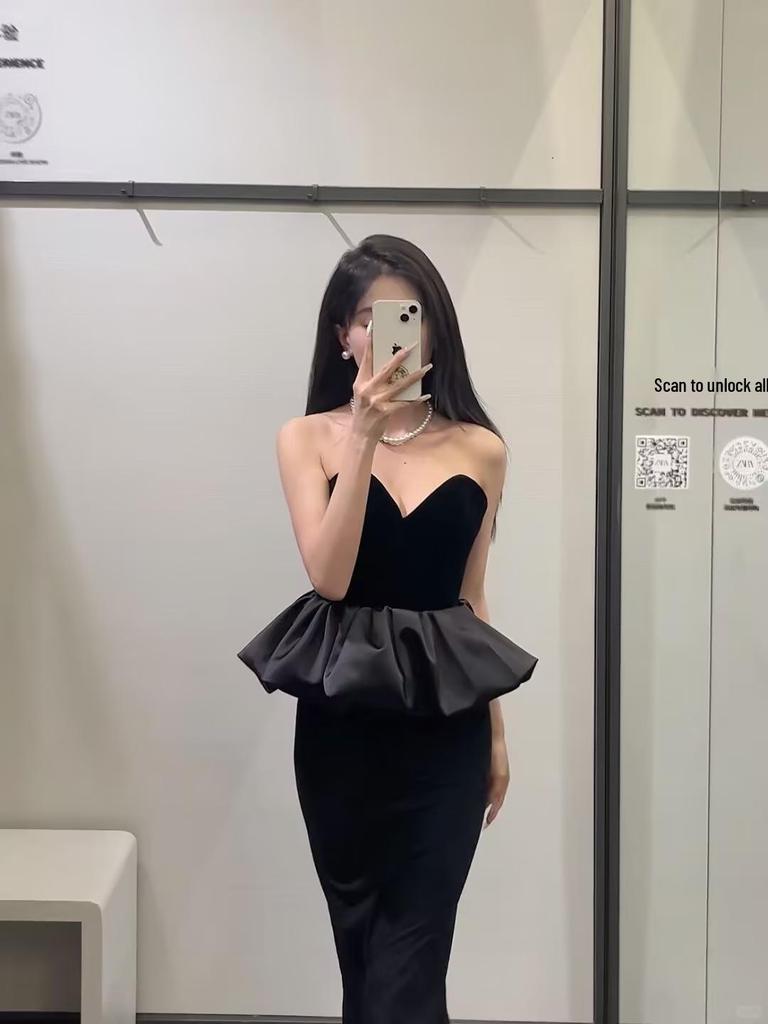 Zimní sametový top bez ramínek se srdíčkovým výstřihem pro ženy