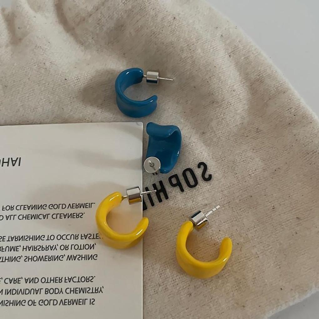 

Women s Enamel Drop C-Type Simple Earrings Blue