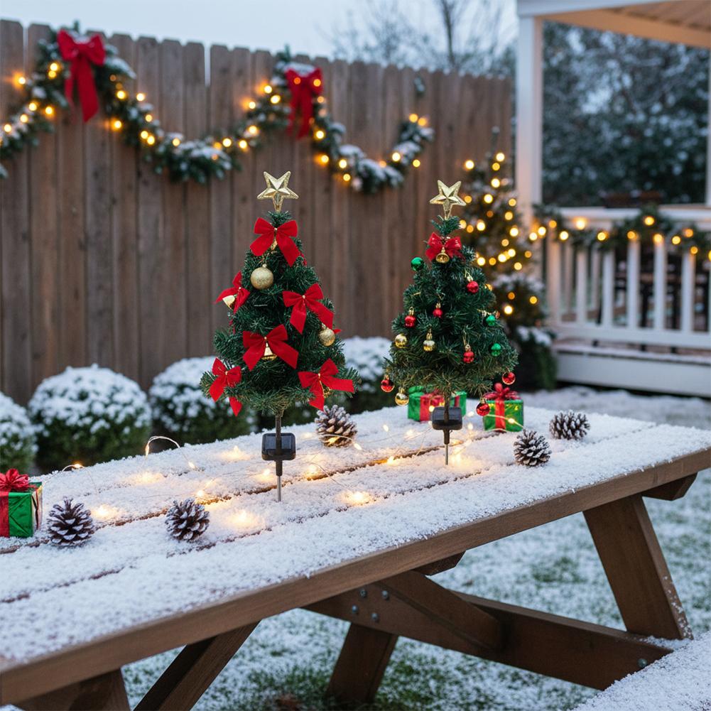 Mini Pom de Crăciun de Exterior cu Energie Solară 75cm Cu Lumini LED Clopoței și Globuri Pentru Grădină Curte Alee Decor de Sărbători