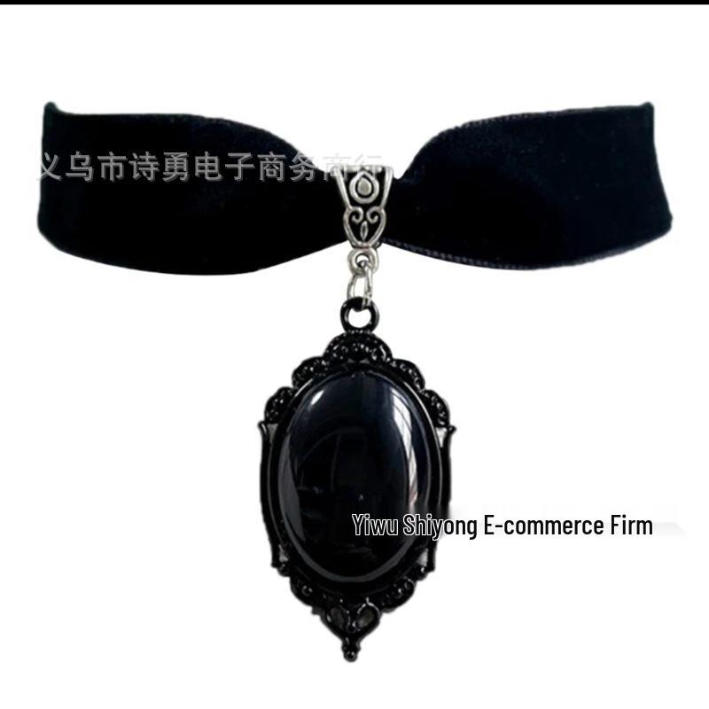Velvet Vintage Gothic Jewelry Necklace чёрный