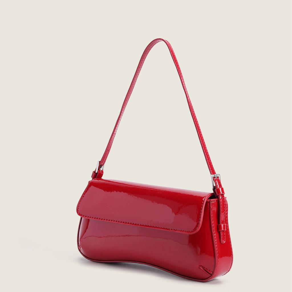Red Bag Underarm Bag Spring and Summer New Product Fashion Simple Commuter Flip Retro Red Shoulder Bag
