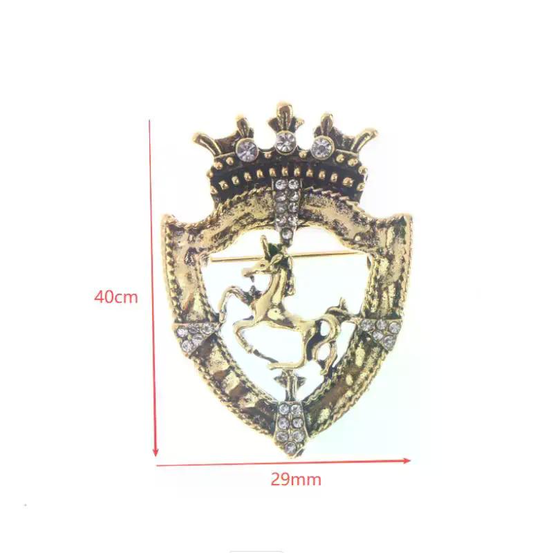 New Vintage Rhinestone Small Crown Brooch For Men's Suit Corsage Horse Lapel Pin Badge Clothing Decor