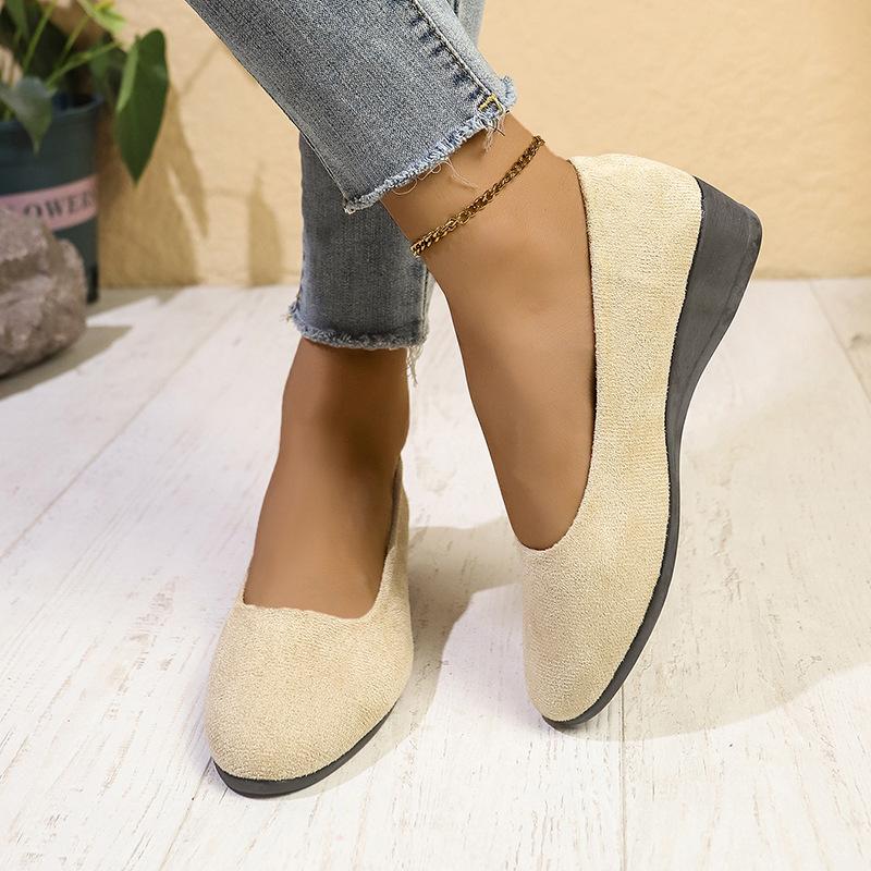 

Женские новые рабочие туфли с мягкой подошвой, небольшие, ароматные, с круглым носком, на среднем каблуке, легкие и универсальные, удобные рабочие туфли, ленивые туфли на танкетке 35