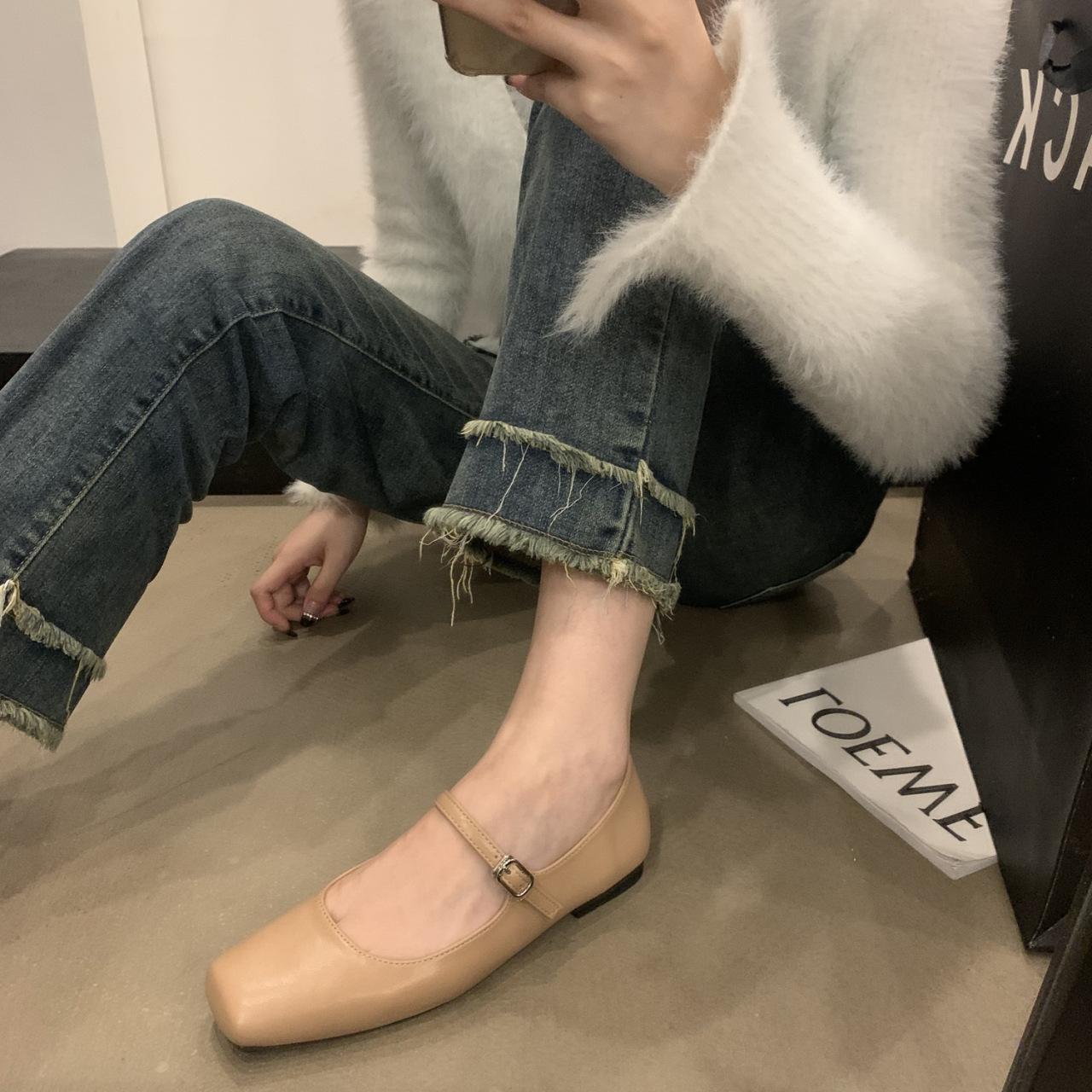 

Туфли Мэри Джейн женская мода весна и осень 2025 новые плоские подошвы квадратная голова неглубокий рот слово с темпераментом одиночные туфли женские 39 абрикосовый