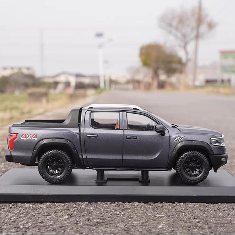 1: 18 original FOTON TUNLAND V off-road vehicle pickup alloy simulation car model collection gift toy